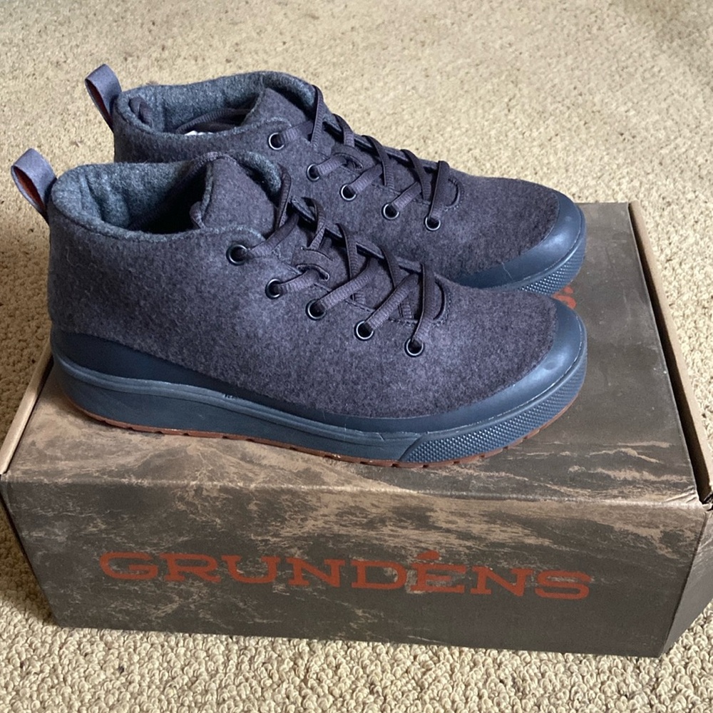 Grundéns NEW boat shoes
